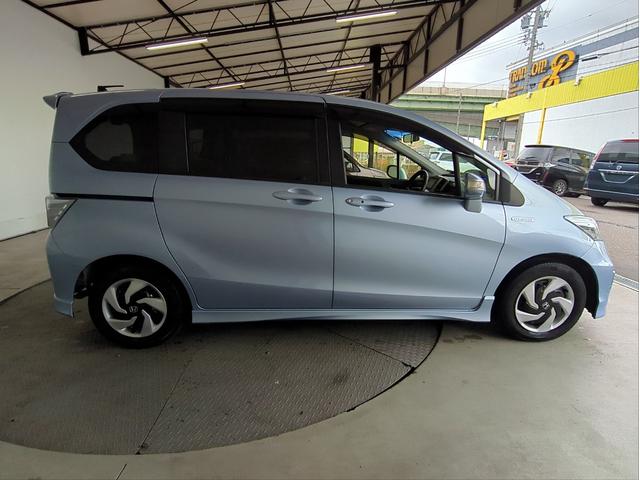HONDA FREED HYBRID HYBRID PREMIUM EDITION