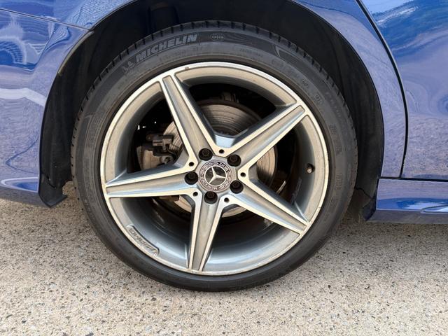 MERCEDES BENZ C-CLASS C200 AVANTGARDE AMG LINE