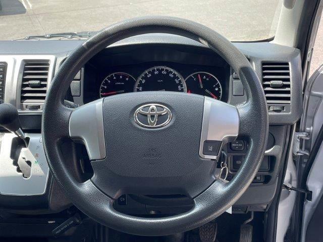 TOYOTA HIACE VAN LONG SUPER GL