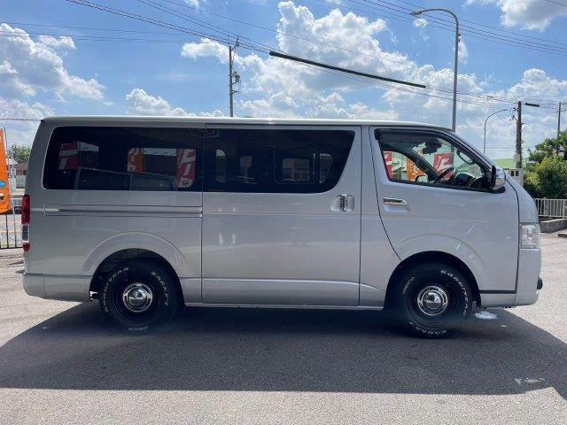 TOYOTA HIACE VAN LONG SUPER GL