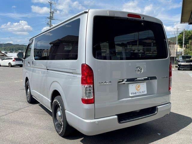 TOYOTA HIACE VAN LONG SUPER GL