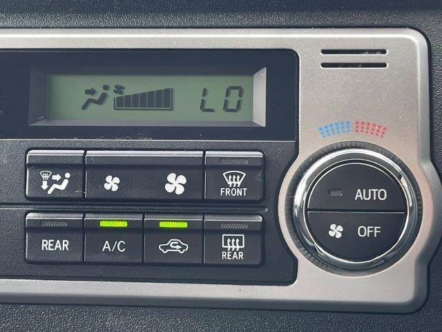 TOYOTA HIACE VAN LONG SUPER GL