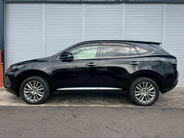 TOYOTA HARRIER PREMIUM
