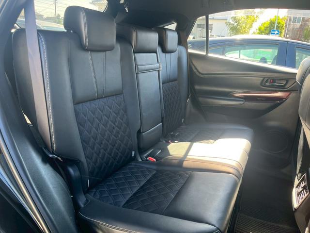 TOYOTA HARRIER PREMIUM