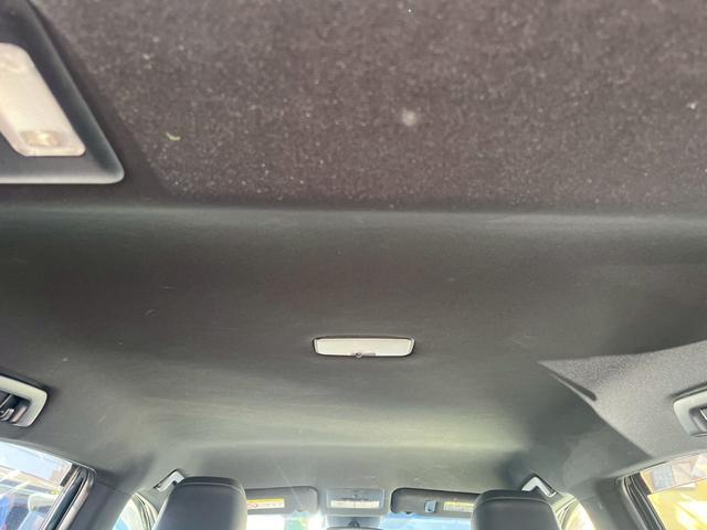 TOYOTA HARRIER PREMIUM