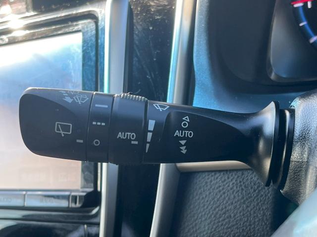 TOYOTA HARRIER PREMIUM