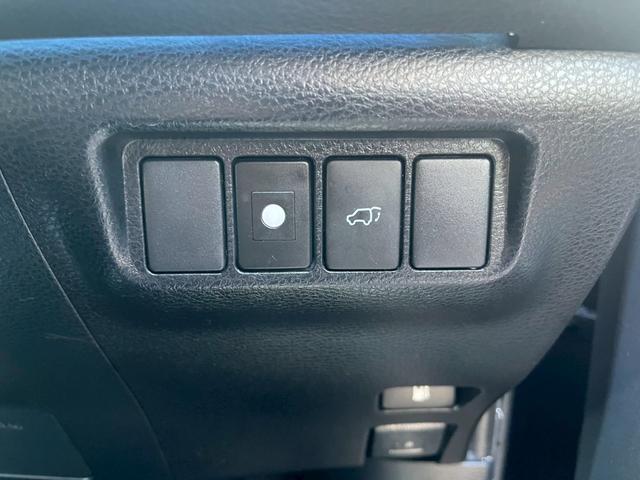 TOYOTA HARRIER PREMIUM