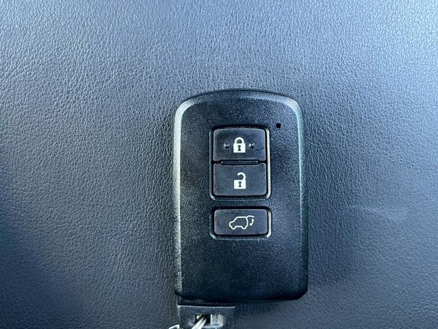 TOYOTA HARRIER PREMIUM