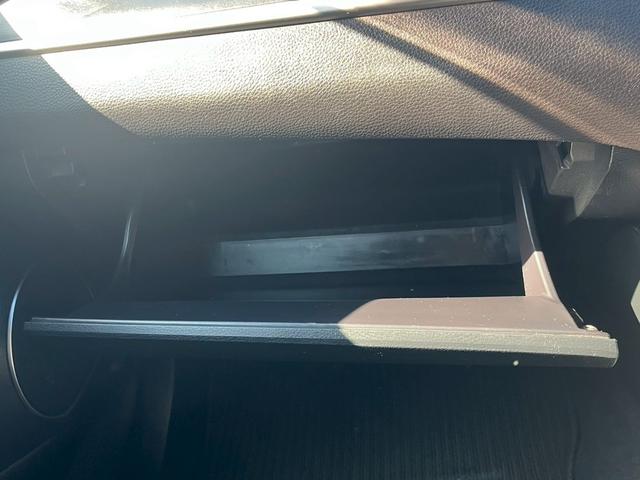 TOYOTA HARRIER PREMIUM