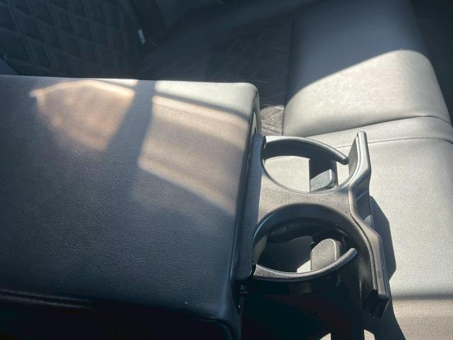 TOYOTA HARRIER PREMIUM