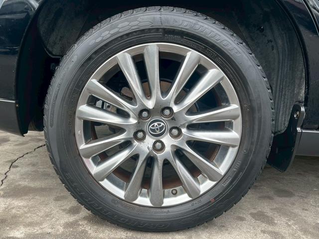 TOYOTA HARRIER PREMIUM