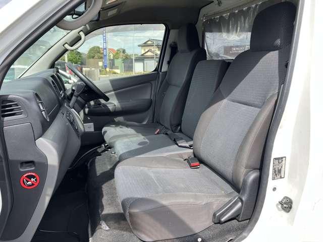 NISSAN NV350CARAVAN VAN LONG DX