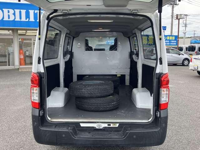 NISSAN NV350CARAVAN VAN LONG DX