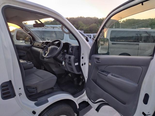 NISSAN NV350CARAVAN VAN LONG DX TURBO