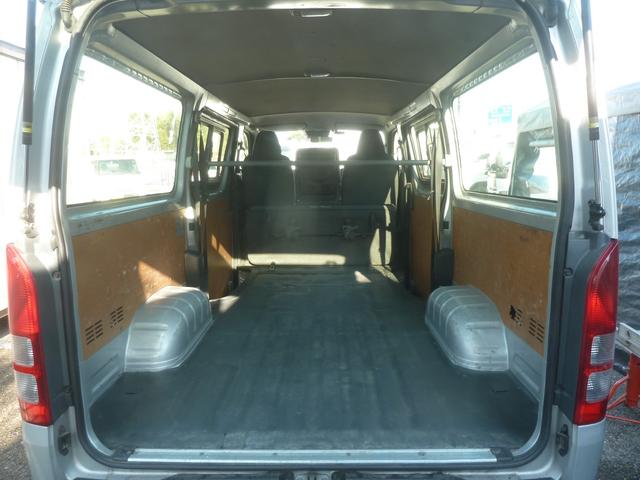 TOYOTA HIACE VAN LONG DX