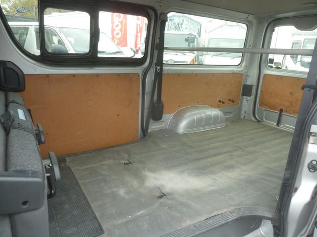 TOYOTA HIACE VAN LONG DX