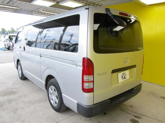 TOYOTA HIACE VAN LONG DX