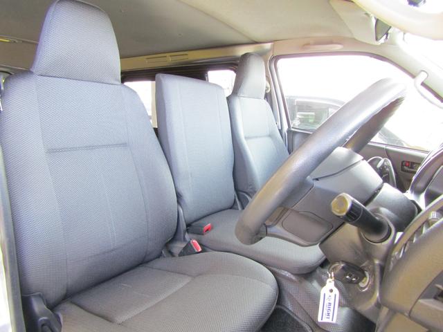 TOYOTA HIACE VAN LONG DX