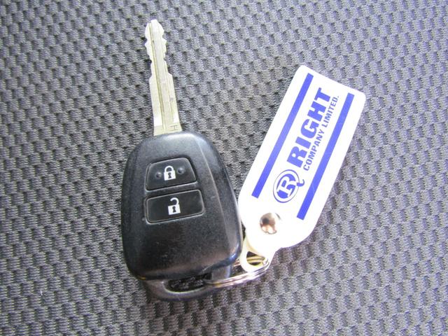 TOYOTA HIACE VAN LONG DX