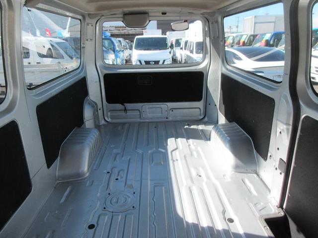 NISSAN NV350CARAVAN VAN LONG DX