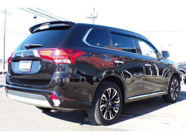 MITSUBISHI OUTLANDER PHEV G NAVI PACKAGE