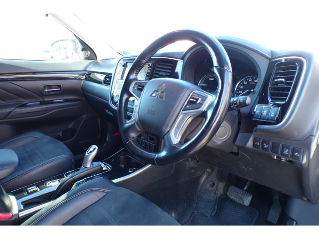 MITSUBISHI OUTLANDER PHEV G NAVI PACKAGE