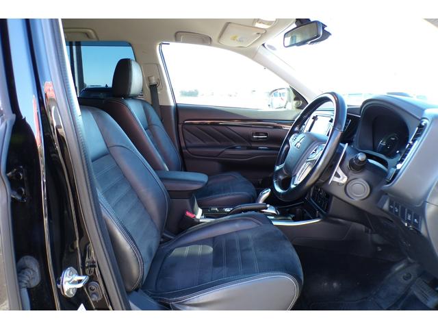 MITSUBISHI OUTLANDER PHEV G NAVI PACKAGE