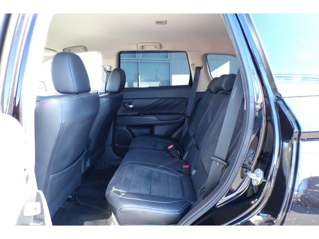 MITSUBISHI OUTLANDER PHEV G NAVI PACKAGE