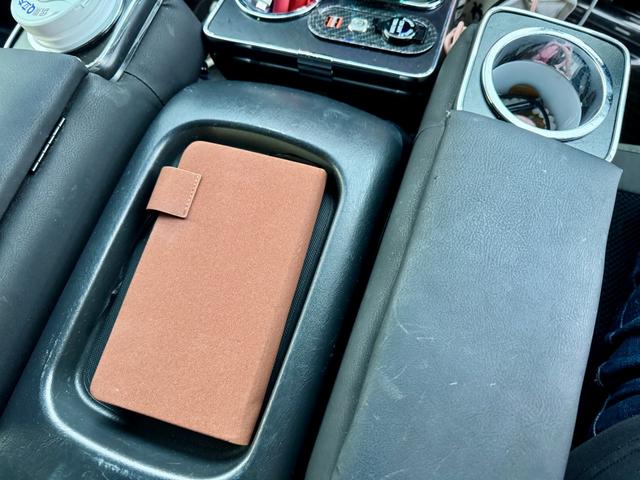 TOYOTA HIACE COMMUTER