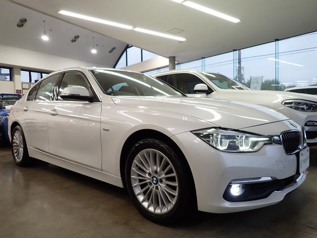 BMW 3 SERIES 320i LUXURY