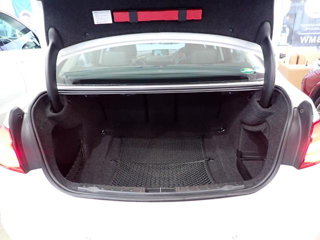 BMW 3 SERIES 320i LUXURY