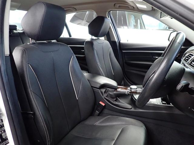 BMW 3 SERIES 320i LUXURY