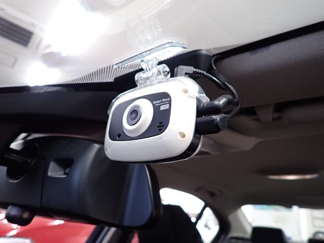 BMW 3 SERIES 320i LUXURY