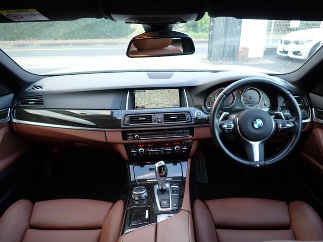 BMW 5 SERIES 523i M-SPORT