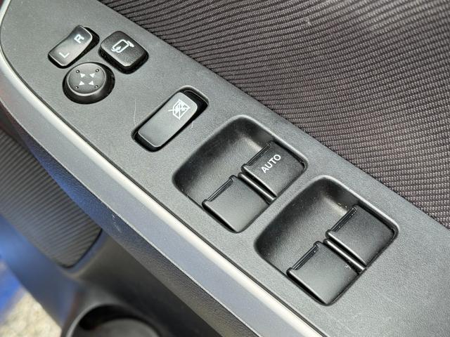 MITSUBISHI DELICA D:2 HYBRID MX