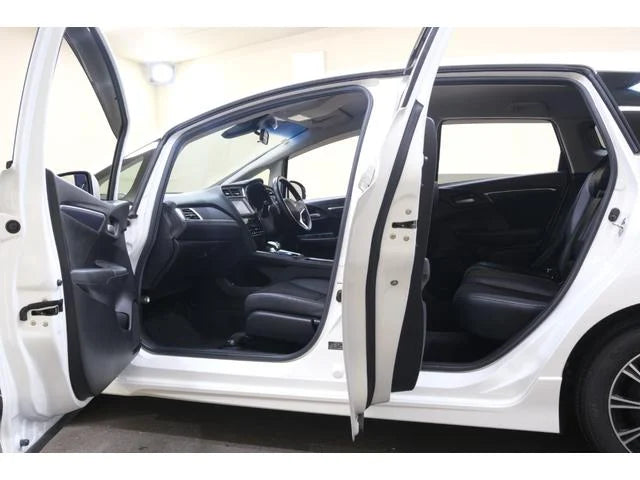 HONDA SHUTTLE HYBRID X