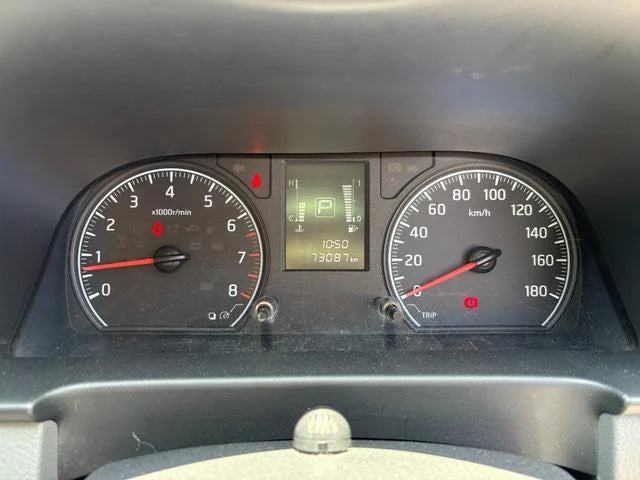 NISSAN CARAVAN LONG DX