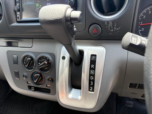 NISSAN CARAVAN LONG DX