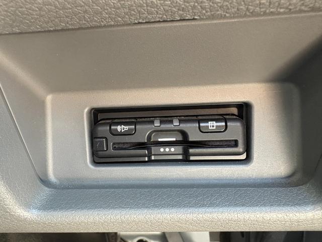 NISSAN CARAVAN LONG DX