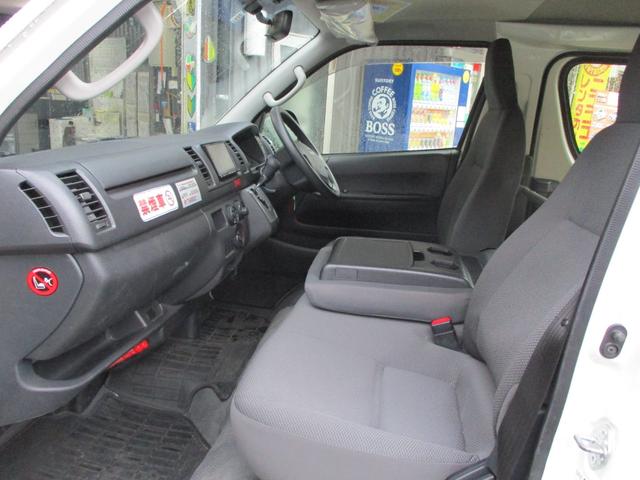 TOYOTA HIACE VAN LONG DX