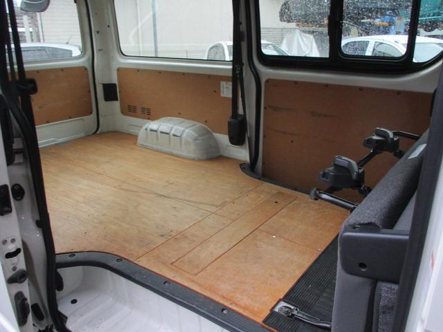 TOYOTA HIACE VAN LONG DX