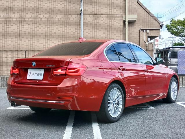 BMW 3 SERIES 320i LUXURY