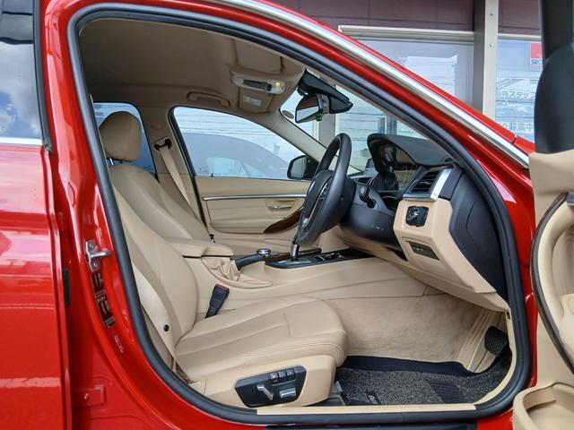 BMW 3 SERIES 320i LUXURY