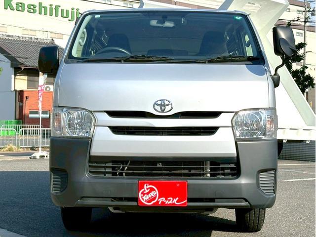 TOYOTA HIACE VAN LONG DX