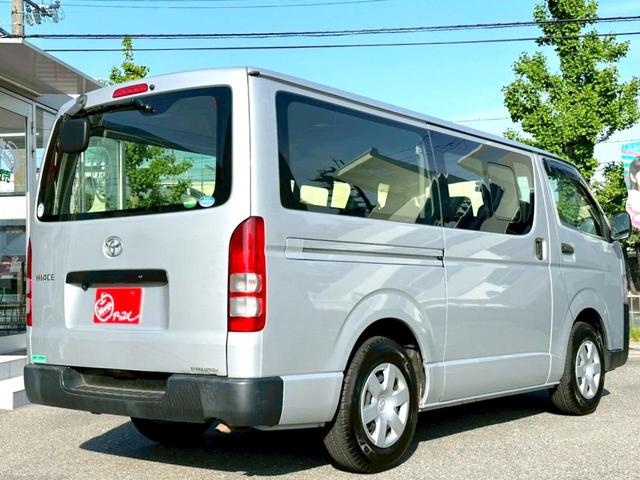TOYOTA HIACE VAN LONG DX