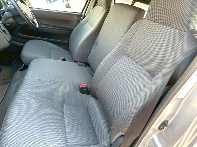 TOYOTA HIACE VAN LONG DX