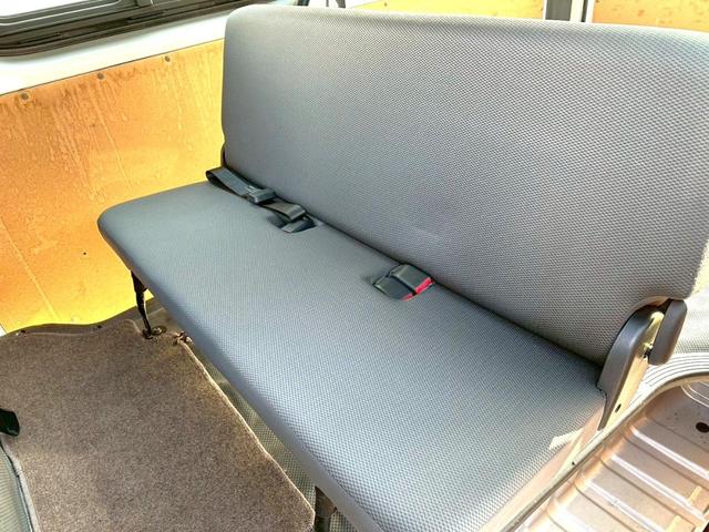 TOYOTA HIACE VAN LONG DX