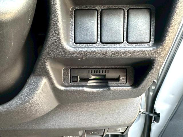 TOYOTA HIACE VAN LONG DX