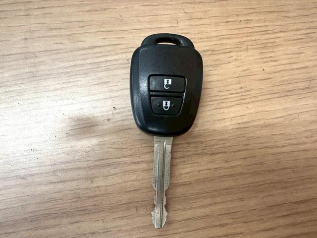 TOYOTA HIACE VAN LONG DX