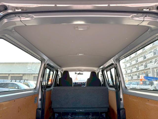 TOYOTA HIACE VAN LONG DX